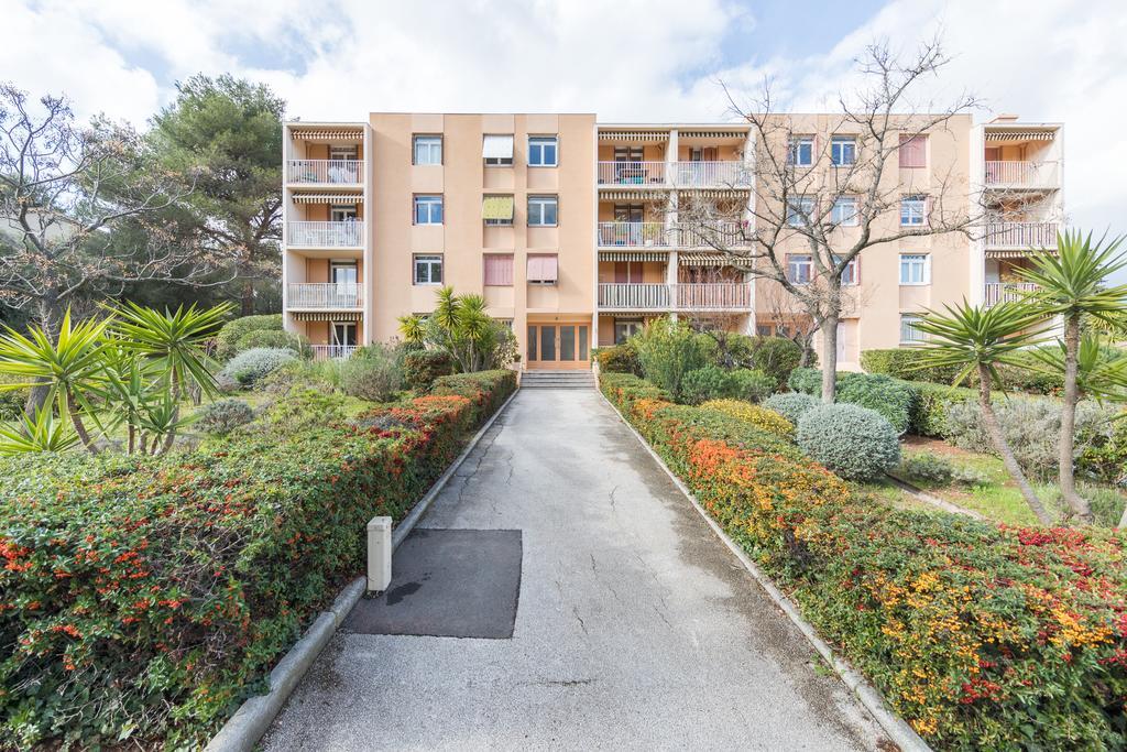 Appartement Les Elfes Le Pradet Exterior foto